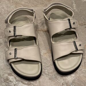 Sandals in soft nappa leather Varley
